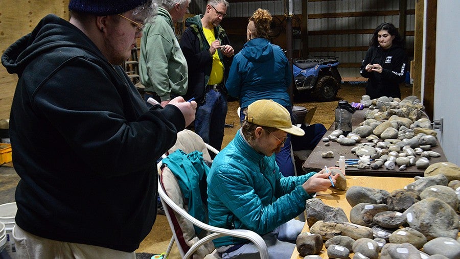 Fossil Hackathon: UO students catalog a huge collection OregonNews Fossil Hackathon: UO students catalog a huge collection OregonNews