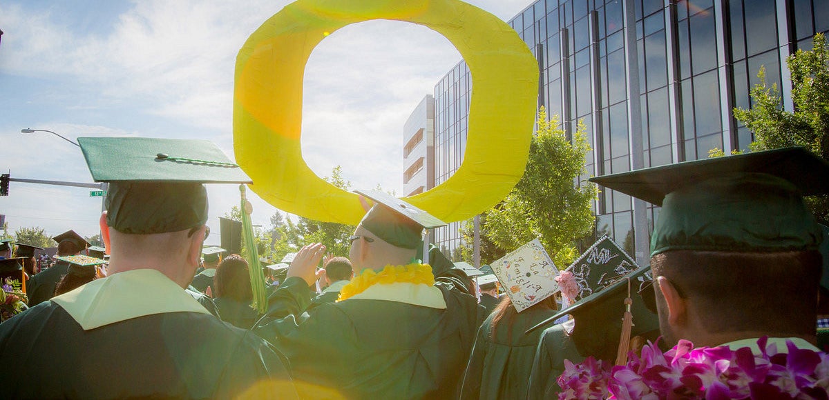 Students at a UO Graduation Parade