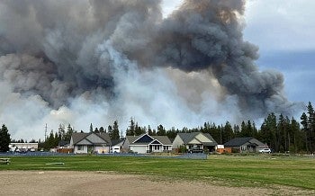 The Darlene 3 Fire burning a mile outside of La Pine.