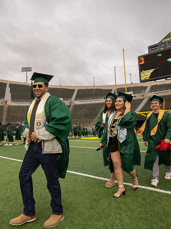 2022 UO graduation at Autzen Stadium