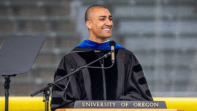 ashton eaton at uo commencement