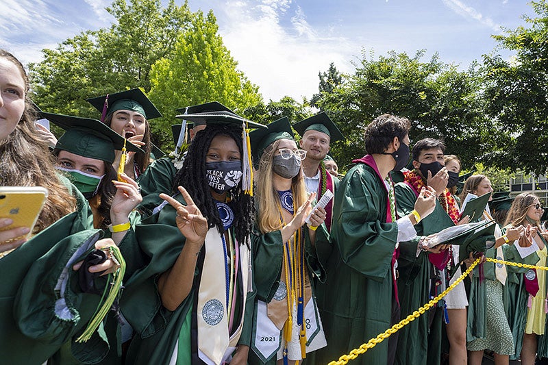 2021 UO Grad Parade