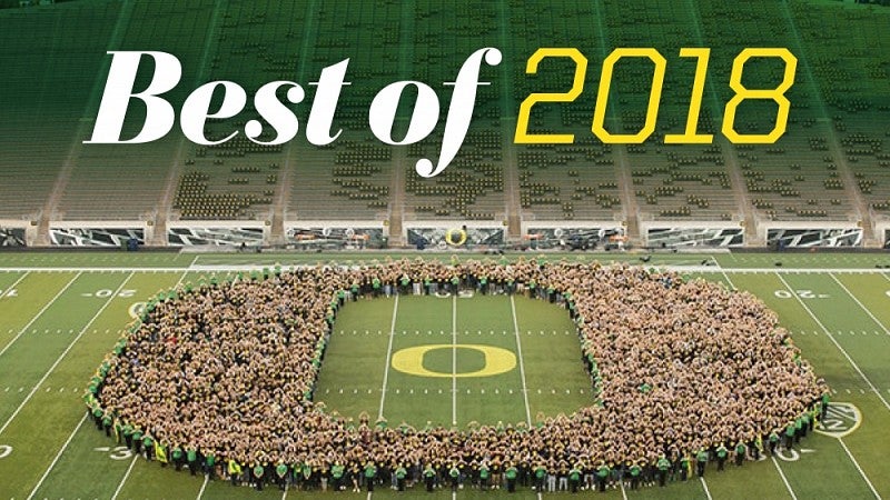 Class photo at Autzen