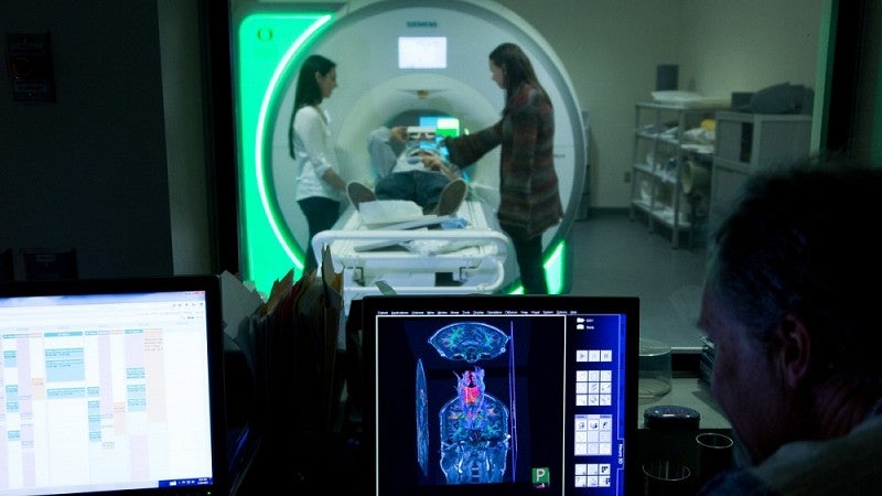 UO neuroimaging lab