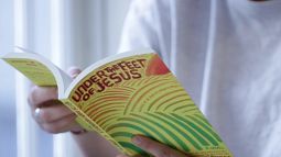 Common Reading book