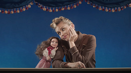 Screenshot of Miley Cyrus video directed by Diane Martel