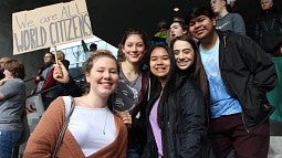 Students with No Lost Generation UO