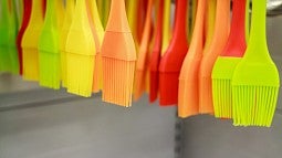 Silicone brushes