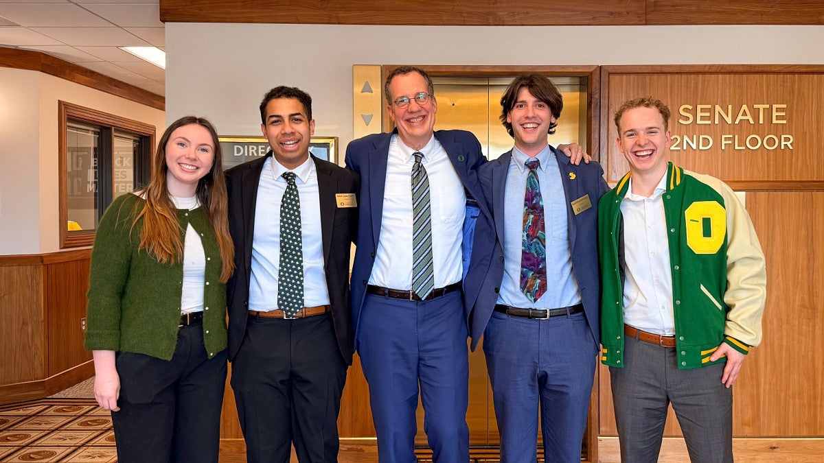 President Scholz withe University Day participants