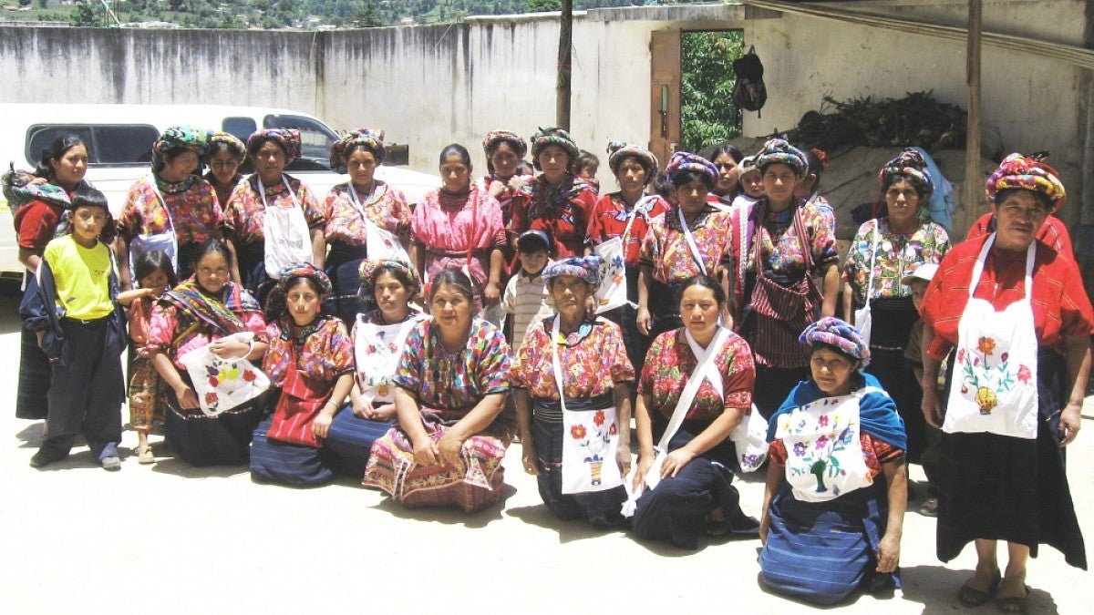 Guatemalan women with handmade bags