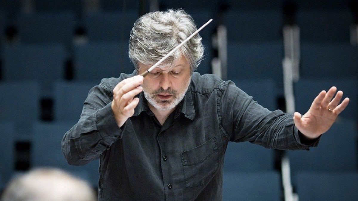 Sir James MacMillan conducting