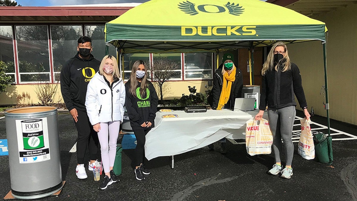 Donating food to the Student Food Pantry