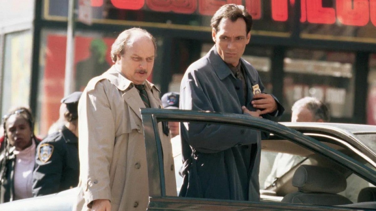 Actors Dennis Franz and Jimmy Smits on the set of ‘NYPD Blue.