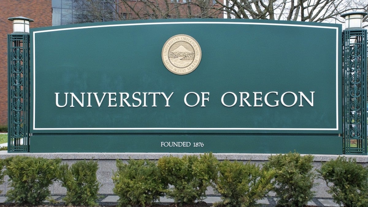 UO entrance sign